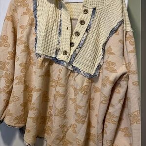 POL Cream and Tan Button-Up Top